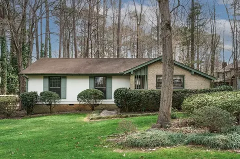 1409 Lake Pine Dr, Cary, NC 27511