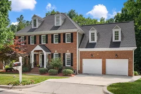 200 Silver Lining Ln, Cary, NC 27513