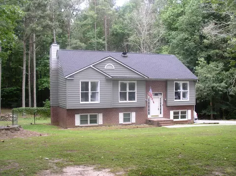 57 Lakewood Ct, Henderson, NC 27537