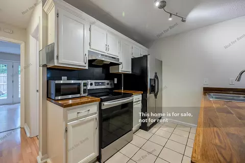 602 Gatehouse Ln, Durham, NC 27707 photo 13