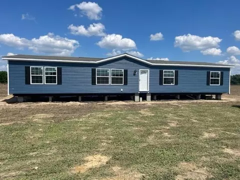 3120 Basstown Rd, Clinton, NC 28328