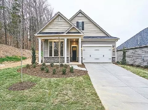 1542 Highfields Rd, Graham, NC 27253
