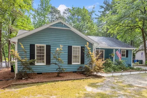 7404 Mill Ridge Rd, Raleigh, NC 27613