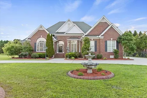 3637 Eagle Farm Dr, Wilson, NC 27896