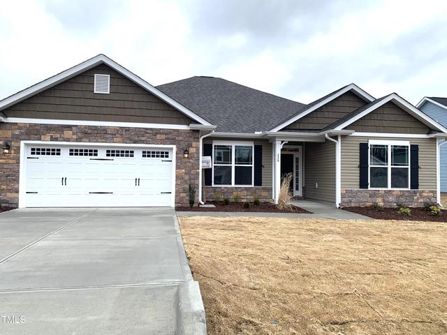 226 S Cousins Ct, Smithfield, NC 27577