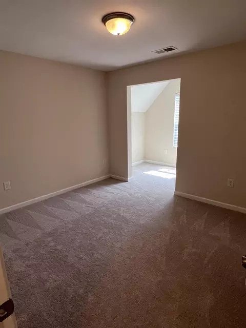 624 Hiddenbrook Dr, Durham, NC 27703 photo 12