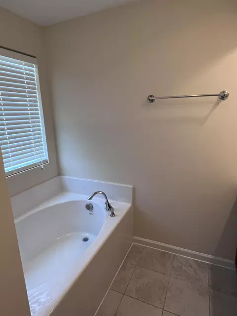 624 Hiddenbrook Dr, Durham, NC 27703 photo 15