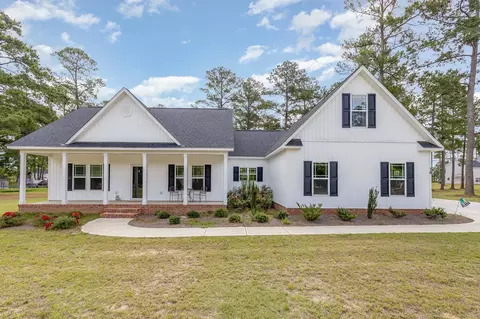 76 Fox Trace Ln, Salemburg, NC 28385