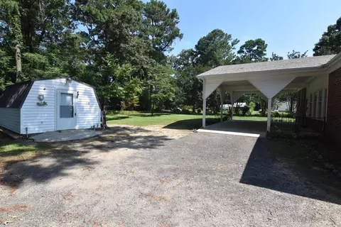 1226 Weeks Rd, Dunn, NC 28334 photo 7