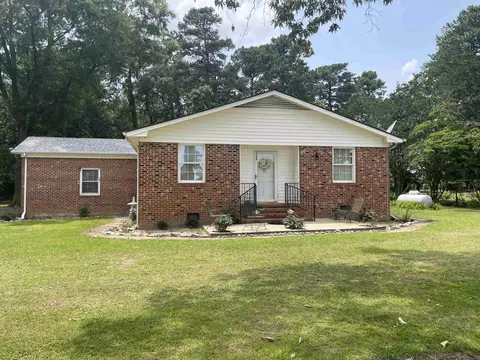 1226 Weeks Rd, Dunn, NC 28334 photo 2