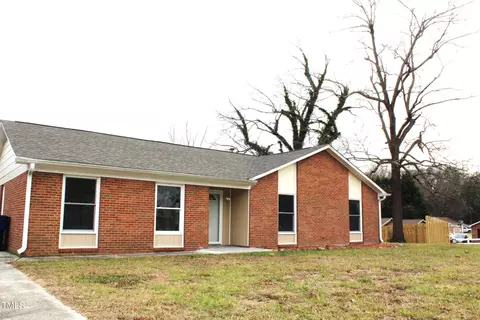 915 Whitsett Ave, Gibsonville, NC 27249
