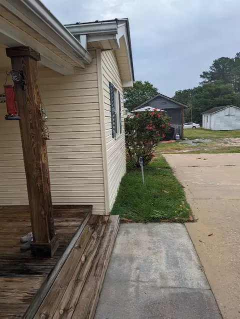 208 E Main St, Coats, NC 27521 photo 26