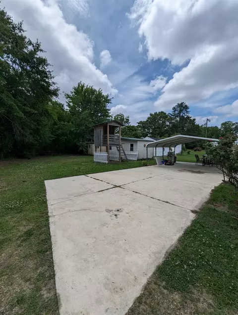208 E Main St, Coats, NC 27521 photo 24