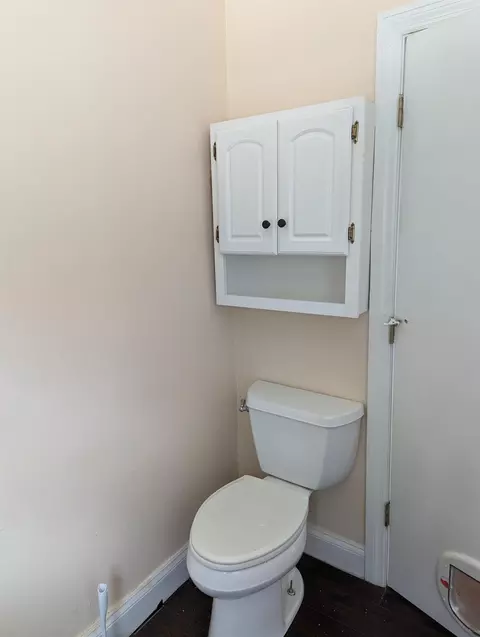 208 E Main St, Coats, NC 27521 photo 6