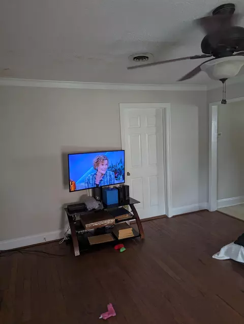 208 E Main St, Coats, NC 27521 photo 17