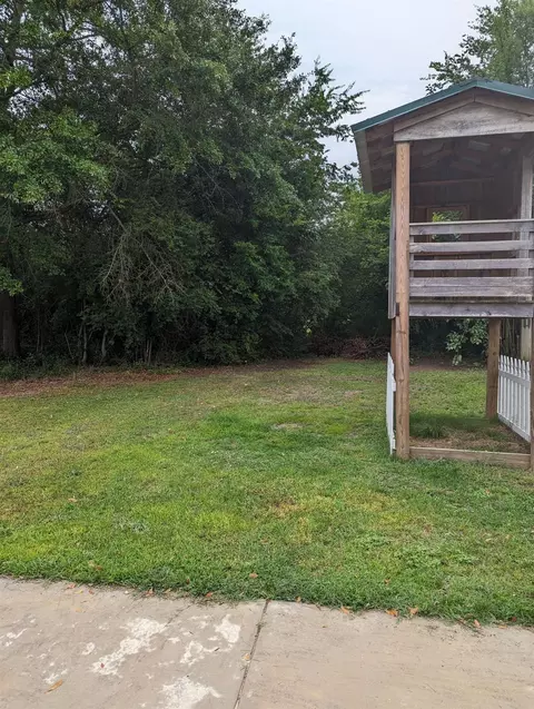 208 E Main St, Coats, NC 27521 photo 20