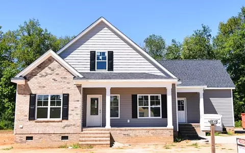 4838 Newport Ct, Nashville, NC 27856