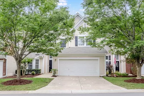 204 Great Lake Dr, Cary, NC 27519