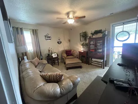 513 E Holt St, Smithfield, NC 27577 photo 9