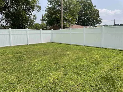 513 E Holt St, Smithfield, NC 27577 photo 5