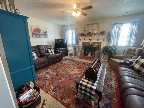 513 E Holt St, Smithfield, NC 27577 photo 20