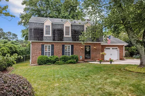 1016 Deerfield Rd, Raleigh, NC 27609