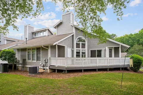 310 Kirkwood Dr, Chapel Hill, NC 27514