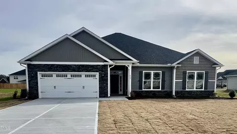 805 Madison Ann Dr, La Grange, NC 28551