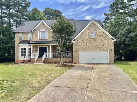 8205 Manatee Ct, Raleigh, NC 27616