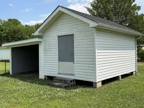 225 Iris Bryant Rd, Erwin, NC 28339 photo 13