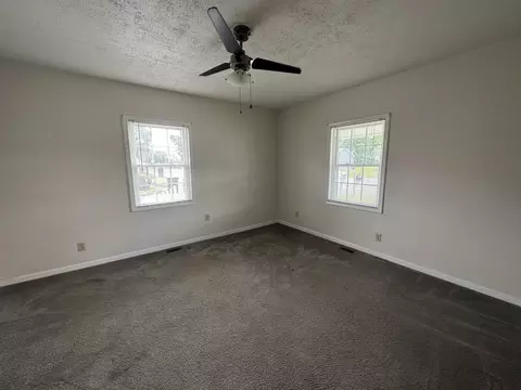 225 Iris Bryant Rd, Erwin, NC 28339 photo 4