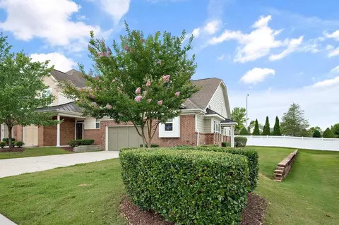 711 Mountain Pine Dr, Cary, NC 27519 photo 4