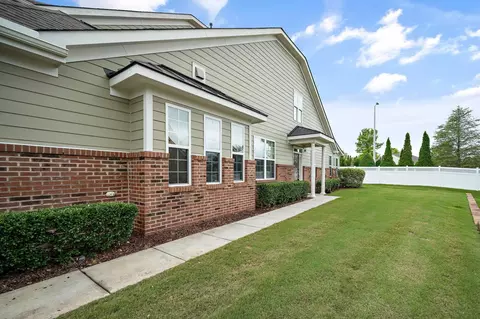 711 Mountain Pine Dr, Cary, NC 27519 photo 3