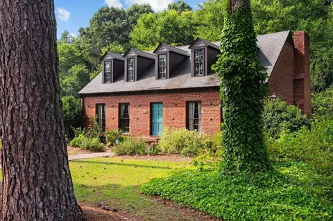 877 Chicora Club Dr, Dunn, NC 28334