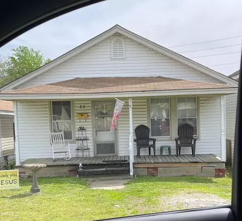 82 Hamilton St, Roanoke Rapids, NC 27870