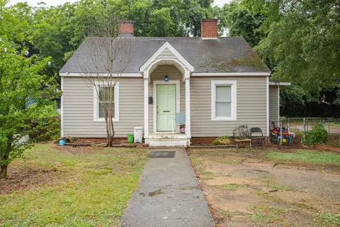 214 Markham St, Burlington, NC 27215