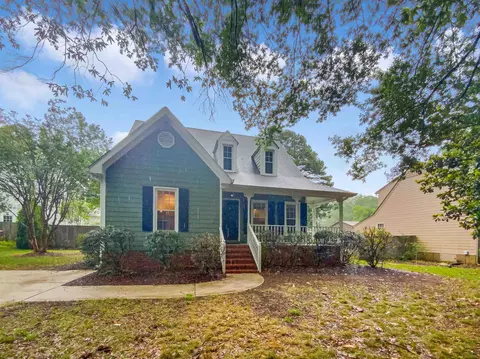 1103 Balmoral Dr, Cary, NC 27511