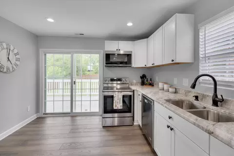 666 Troy St, Durham, NC 27703 photo 6