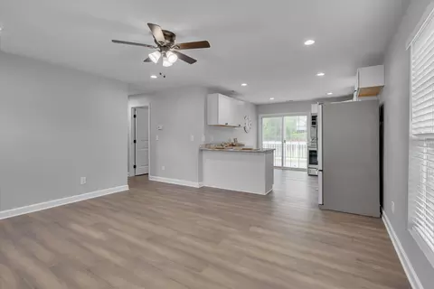 666 Troy St, Durham, NC 27703 photo 4