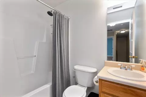 2711 E Shoreham St, Durham, NC 27707 photo 27