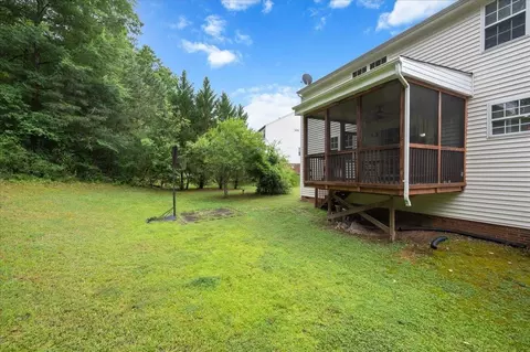 2711 E Shoreham St, Durham, NC 27707 photo 9
