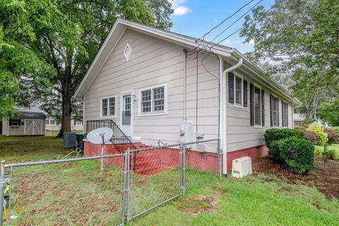300 N 10th St, Erwin, NC 28339 photo 26
