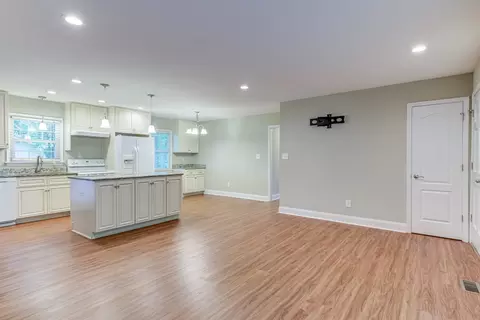 2115 Michael Ln, Smithfield, NC 27577 photo 6