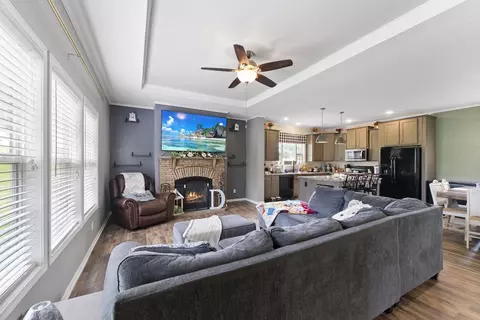 899 Dixon Rd, Coats, NC 27521
