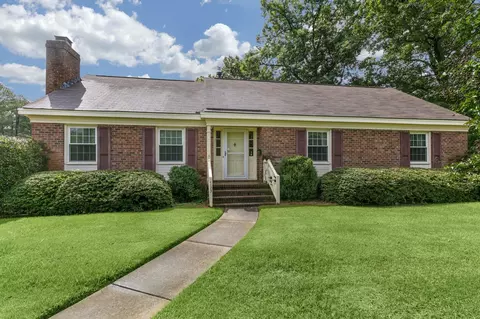1733 Woodside Dr W, Wilson, NC 27893