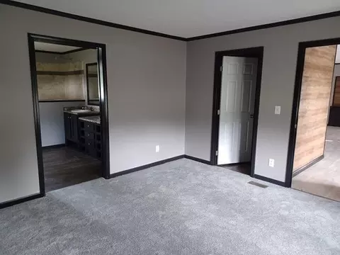 33 Marler Rd, Benson, NC 27504 photo 4