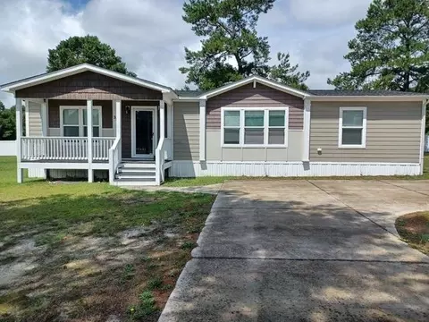 33 Marler Rd, Benson, NC 27504 photo 1