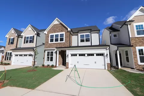 2104 Goudy Dr, Raleigh, NC 27615