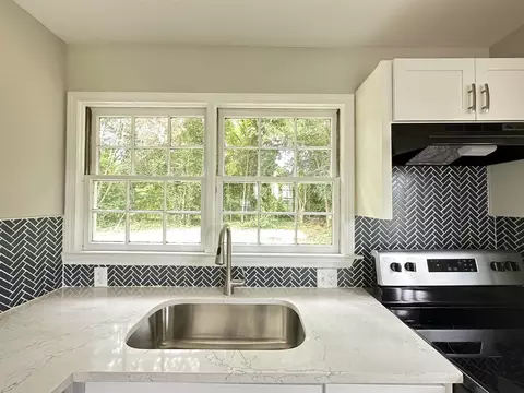 403 E Bay St, Dunn, NC 28334 photo 16