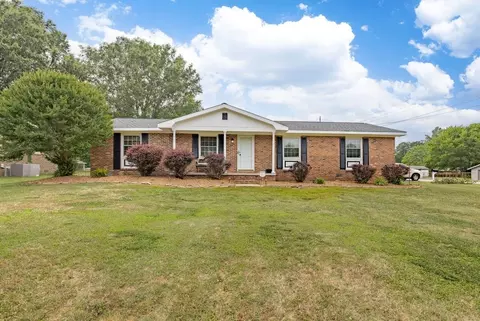 558 Wayview Rd, Henderson, NC 27536